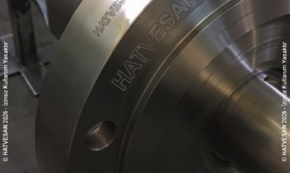 425